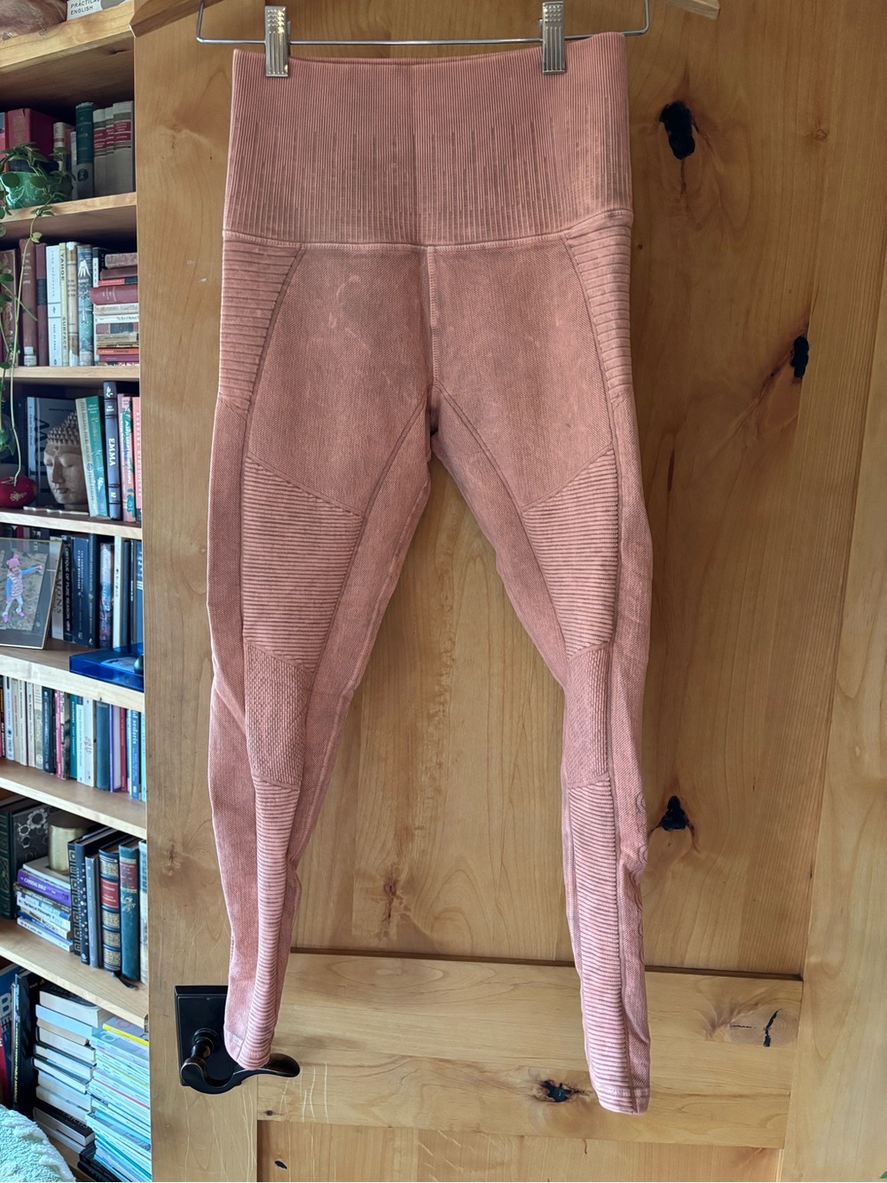 Avocado Ribbed High-Waist Leggings in Dusty Rose